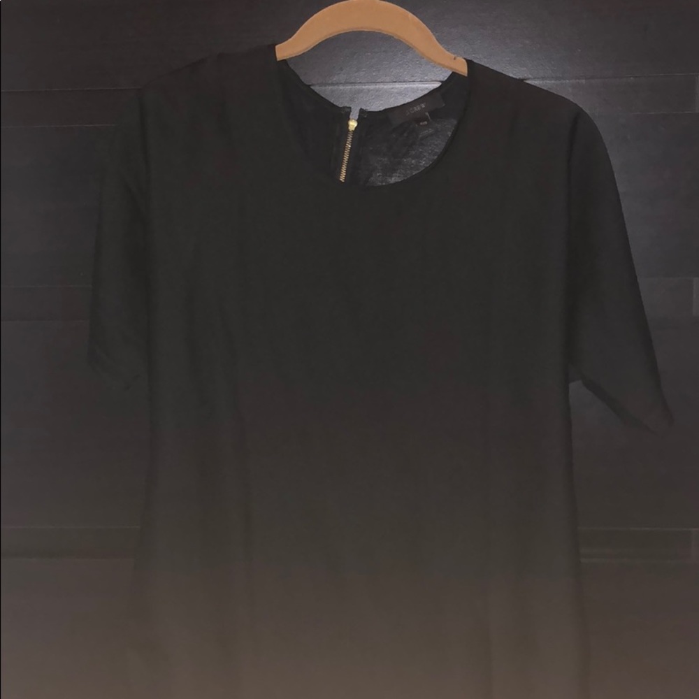 J crew short sleeve satin like top